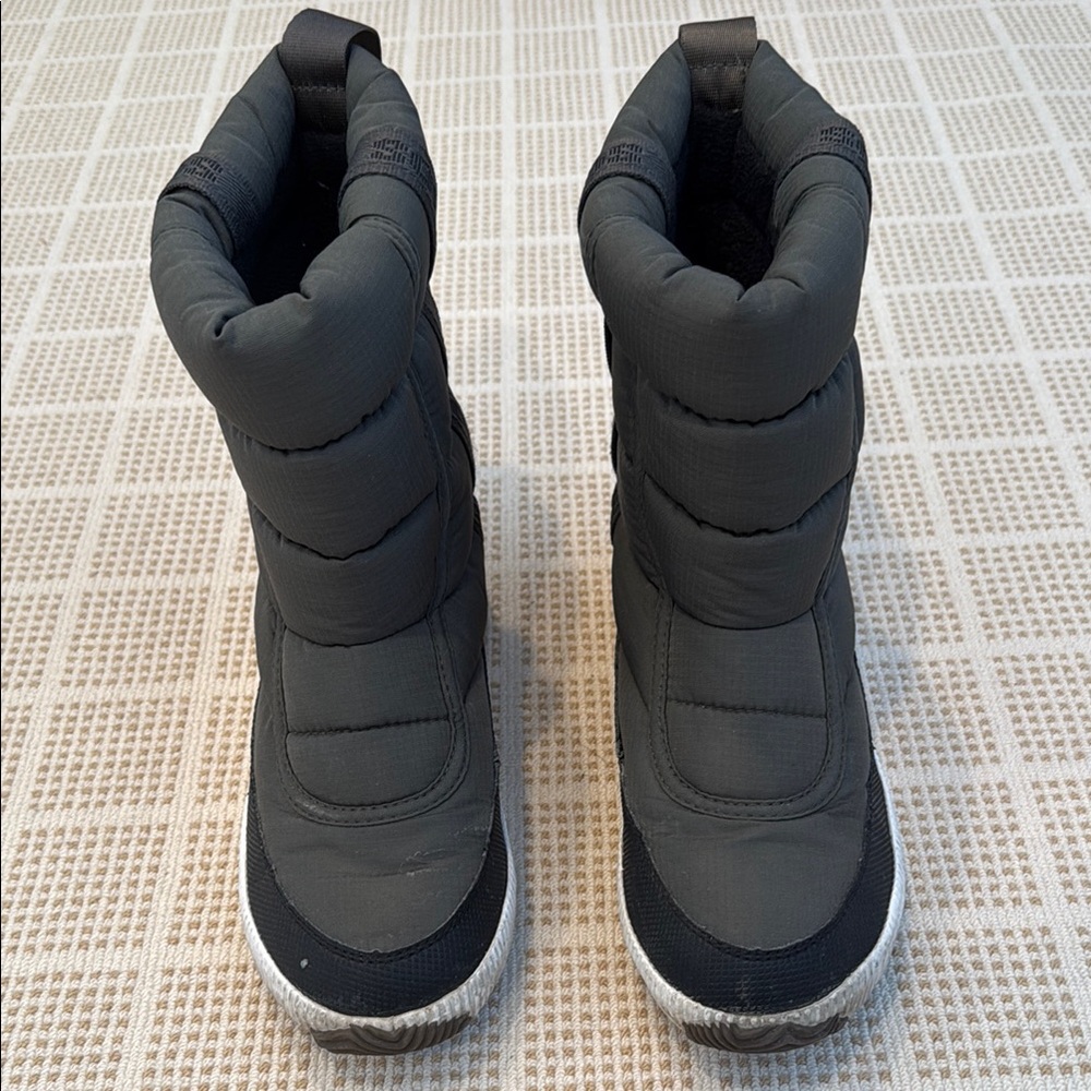 Women’s Sorel Puffy boots